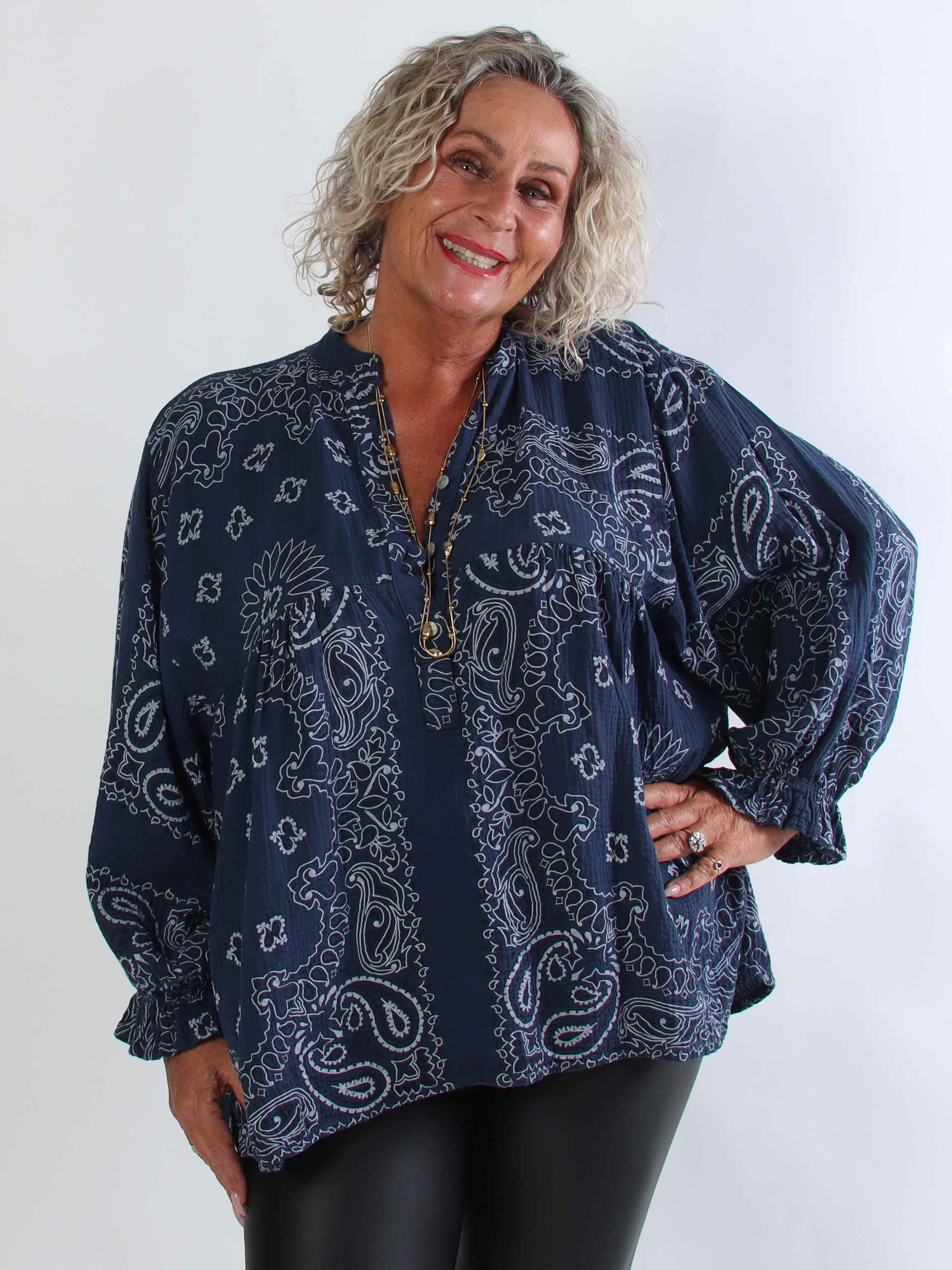 Diva Paisley – Plus size tunika i mjuk bomullsmuslin med paisleymönster